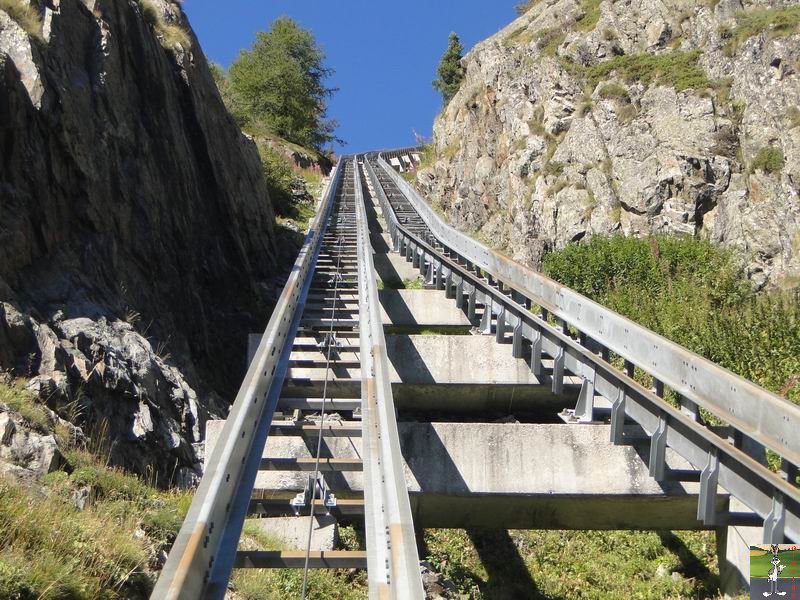 Parc d'Attractions du Châtelard (2 funiculaires et 1 petit train panoramique) (VS, Suisse) (11-09-2010) Minifunic_Emosson_017