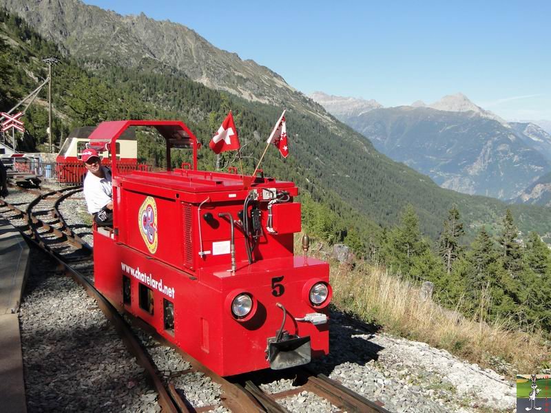 Parc d'Attractions du Châtelard (2 funiculaires et 1 petit train panoramique) (VS, Suisse) (11-09-2010) Chateau_d_eau_barrage_Emosson_038