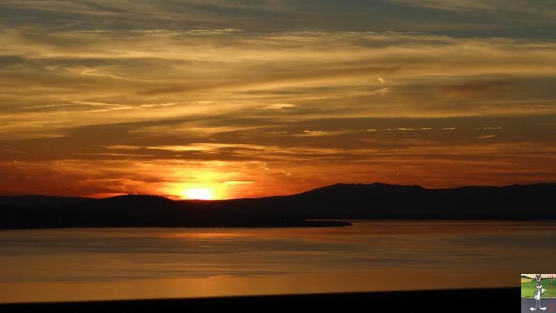 Les 4 Saisons de "Mon Jura" - Page 6 2014-12-21_soleil_leman_01