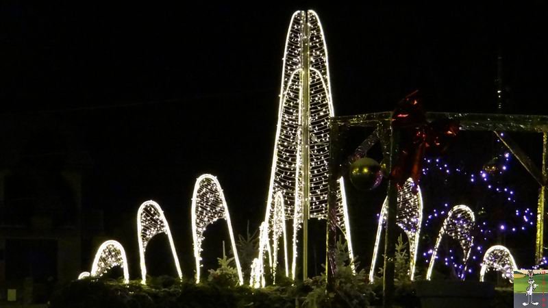Les 4 Saisons de "Mon Jura" - Page 6 2014-12-23_deco_noel_03