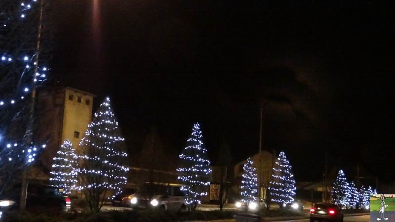 Les 4 Saisons de "Mon Jura" - Page 6 2014-12-23_deco_noel_06
