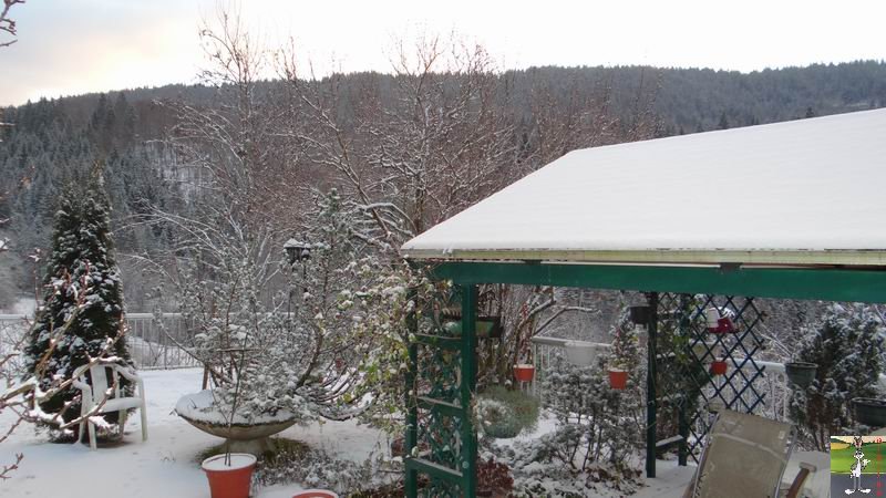 Les 4 Saisons de "Mon Jura" - Page 6 2014-12-26_neige_01