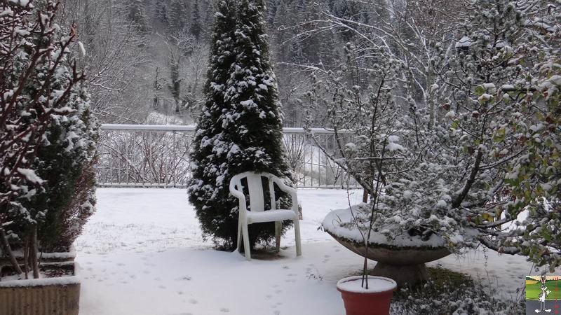 Les 4 Saisons de "Mon Jura" - Page 6 2014-12-26_neige_04