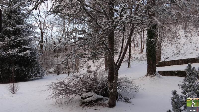 Les 4 Saisons de "Mon Jura" - Page 6 2014-12-26_neige_05