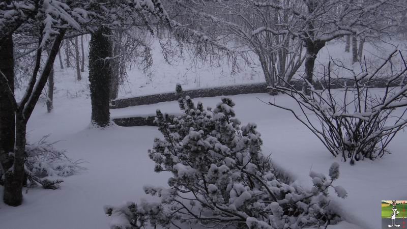 Les 4 Saisons de "Mon Jura" - Page 6 2014-12-27_neige_02
