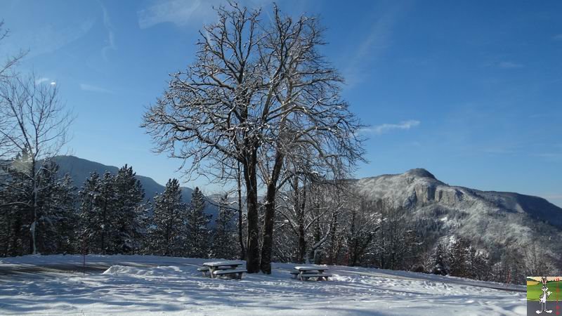 Les 4 Saisons de "Mon Jura" - Page 6 2014-12-30_neige_soleil_14