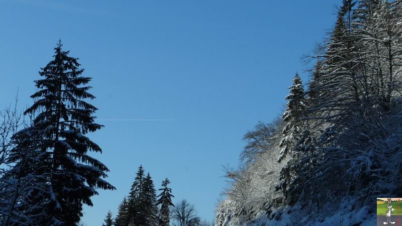 Les 4 Saisons de "Mon Jura" - Page 6 2014-12-31_neige_soleil_21