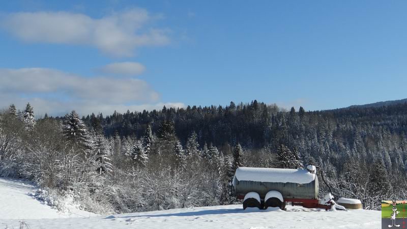 Les 4 Saisons de "Mon Jura" - Page 6 2014-12-31_neige_soleil_25