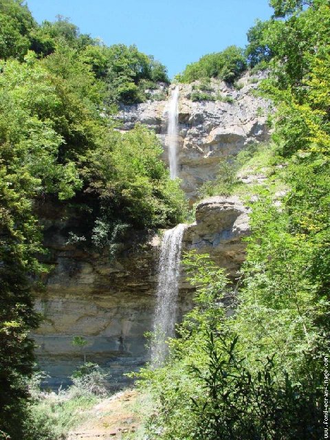Diverses cascades Queue_cheval_0003