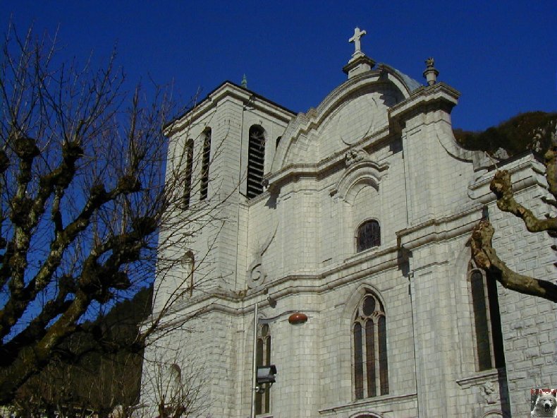 002 - St Claude (39) La cathédrale des Trois Apôtres (St Pierre, St Paul, St André) 0005