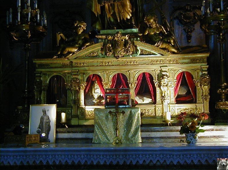 002 - St Claude (39) La cathédrale des Trois Apôtres (St Pierre, St Paul, St André) 0038