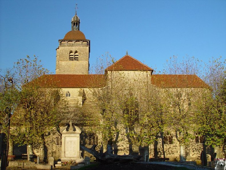 043 - Orgelet (39) L'église Notre Dame 0002