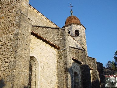 045 - Gigny (39) L'abbatiale Saint-Taurin 0002