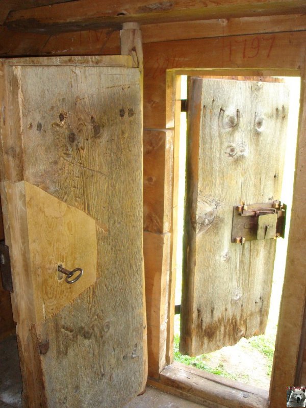 Les Greniers Forts 0015