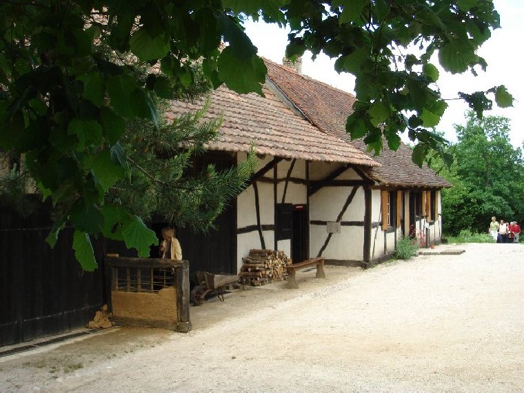 Musée de Plein Air des Maisons Comtoises - Nancray (25) 0019